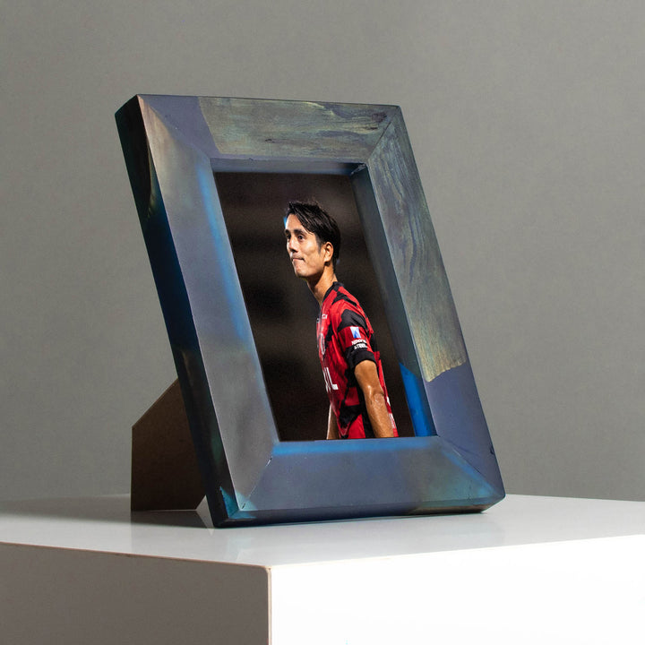 琉球藍染めフレーム(知念選手直筆サイン＆写真付）/ 琉球藍研究所