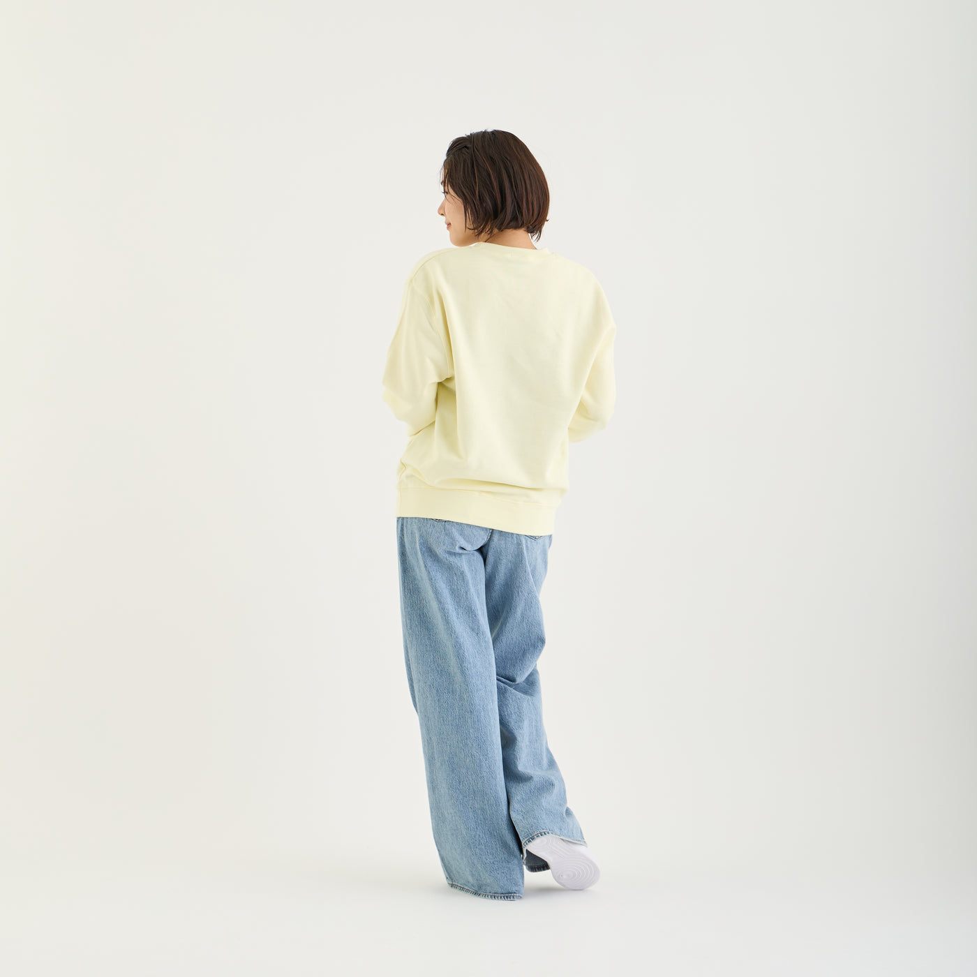 "tsuno" heart　クルーネックスウェット（FROST YELLOW）