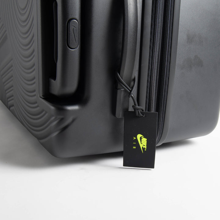 NIKEキャリーケース 26インチ ハードシェル (96L) – 鹿島アントラーズ