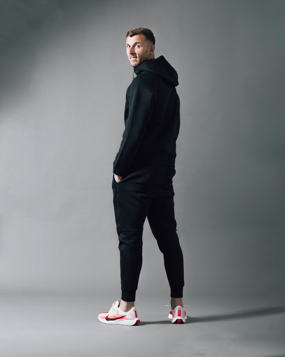 26/27NIKE テックフリースジョガーパンツ – 鹿島アントラーズFC - 公式