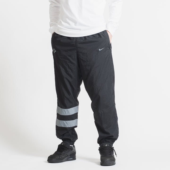 NIKE RPL i96トラックパンツW（ブラック） – 鹿島アントラーズFC