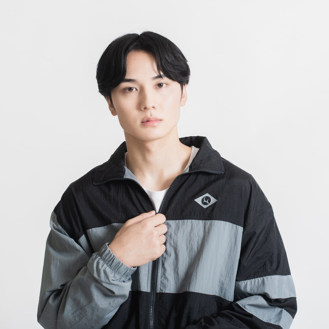  トラックジャケット NIKE RPL i96トラックジャケットW（ブラック） – 鹿島アントラーズFC