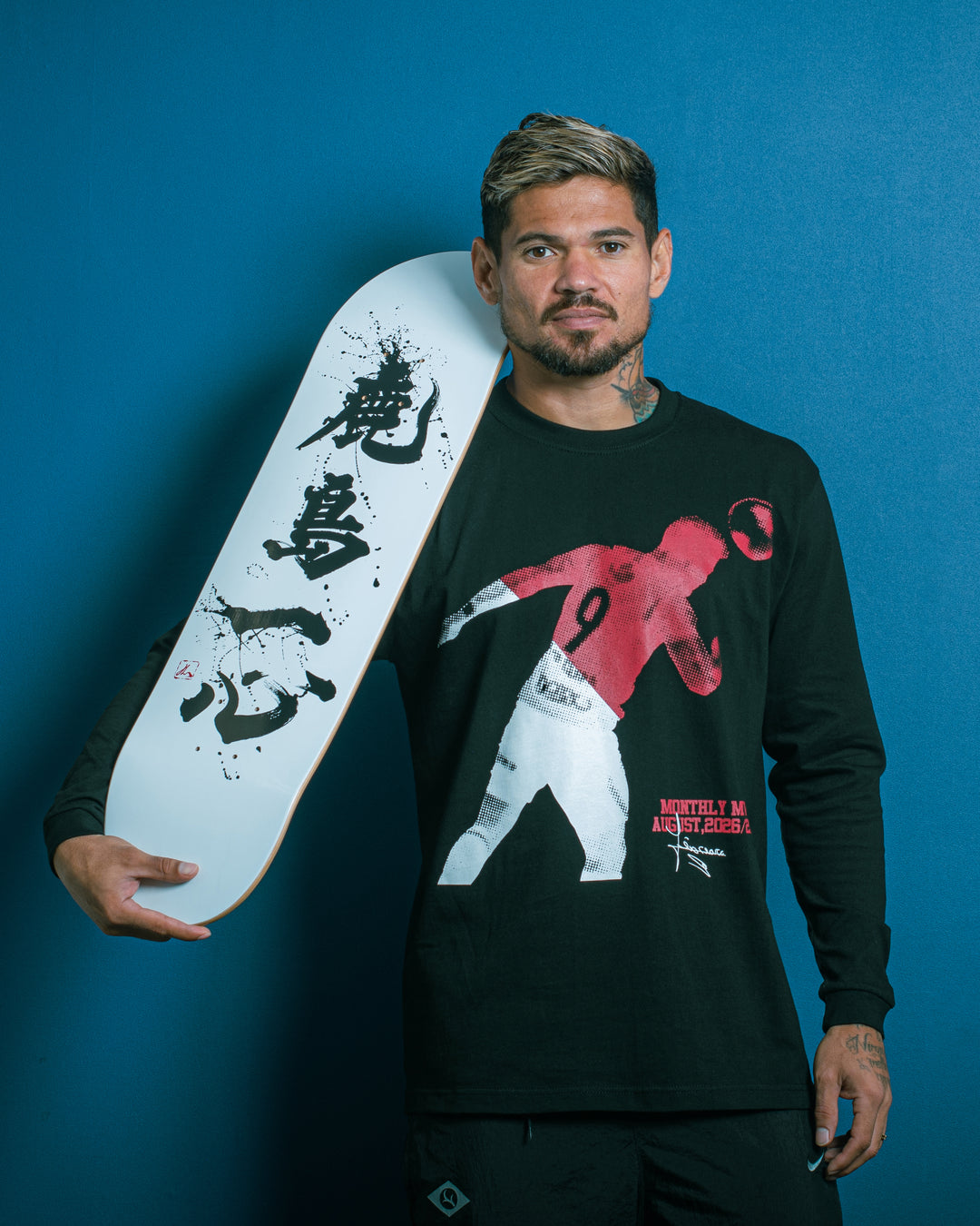 26/27レオセアラ選手8月度月間MVP受賞記念ロングTシャツ（全2色
