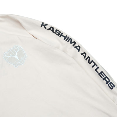 SUEDE EMBLEM SLEEVE LOGO TEE（全3色）