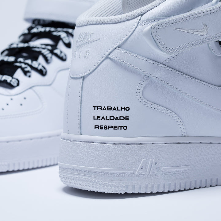NIKE AIR FORCE 1 MID '07✖️鹿島アントラーズ NIKE AIR FORCE 1 MID '07 – 鹿島アントラーズFC - 公式
