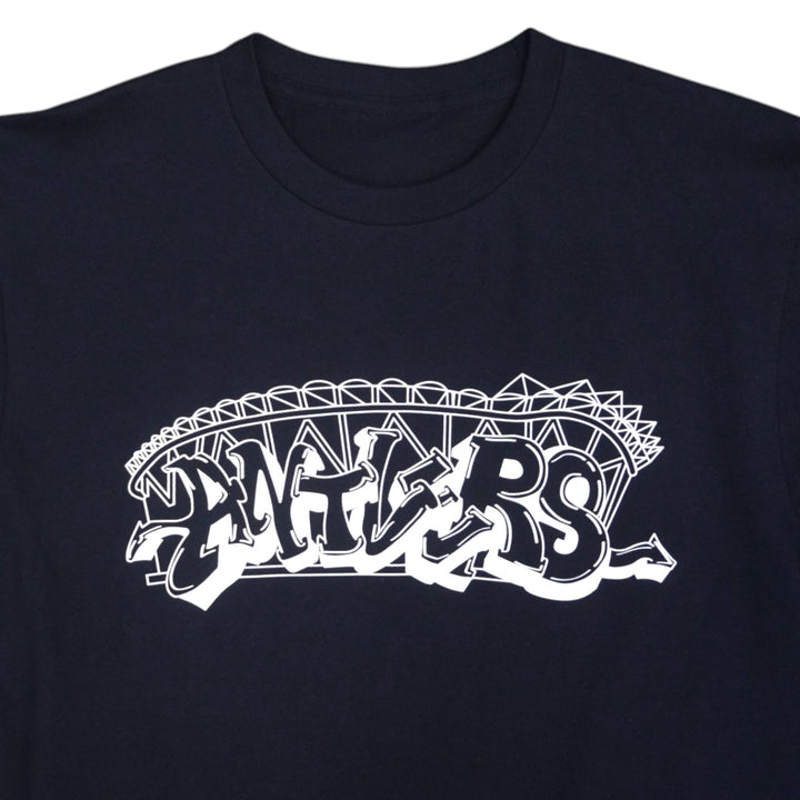 AntlersグラフィティロゴTシャツ（ネイビー） – 鹿島