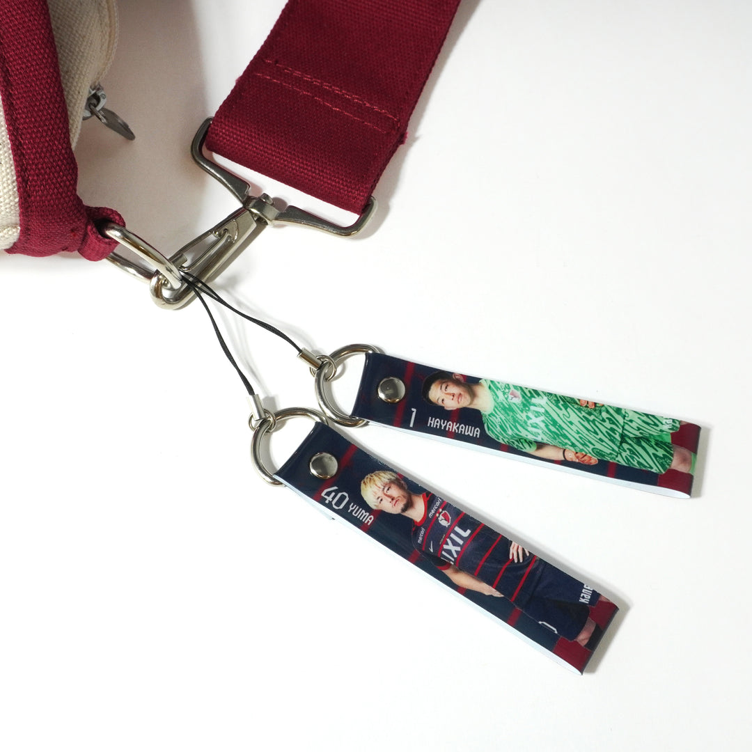 鹿島アントラーズ ストラップ&ユニフォームキーホルダー& ピンバッジ まとめ売り ブラインド】26プレイヤーズストラップ – 鹿島アントラーズFC - 公式