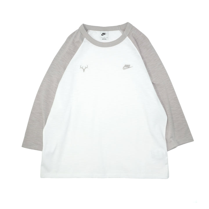 鹿の角17本（総重量約15.5kg〕 NIKE クラブ3/4RAGLAN S/Sトップ（全2色） – 鹿島アントラーズFC