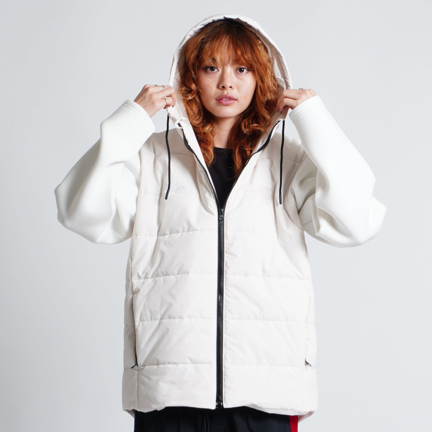 EMB LOGO HYBRID JKT （全2色）