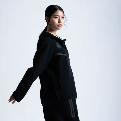 NIKE テックフリースWRフルジップL/Sフーディ（ブラック）