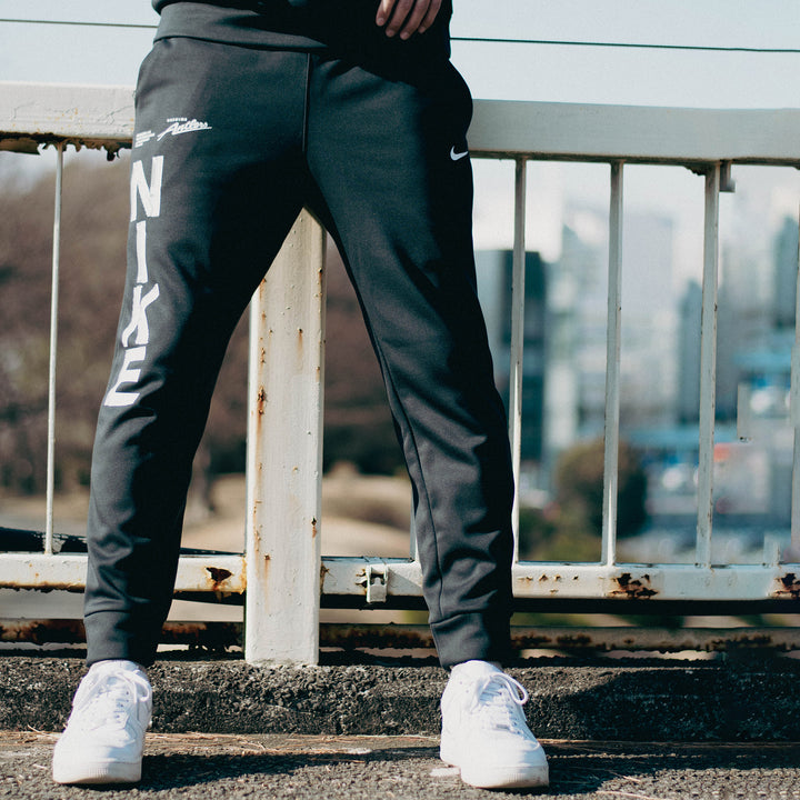 TFW49フリース裏地付きパンツ M BKxBK NIKE TF フリースパンツ GFX – 鹿島アントラーズFC - 公式オンラインストア