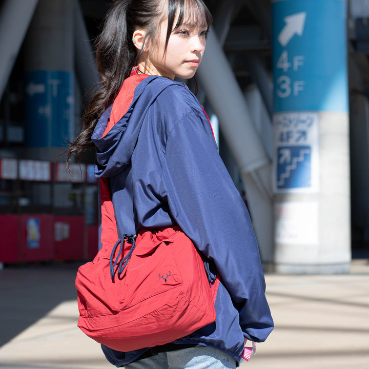 くしゅくしゅ巾着バッグ（全2色） – 鹿島アントラーズFC - 公式