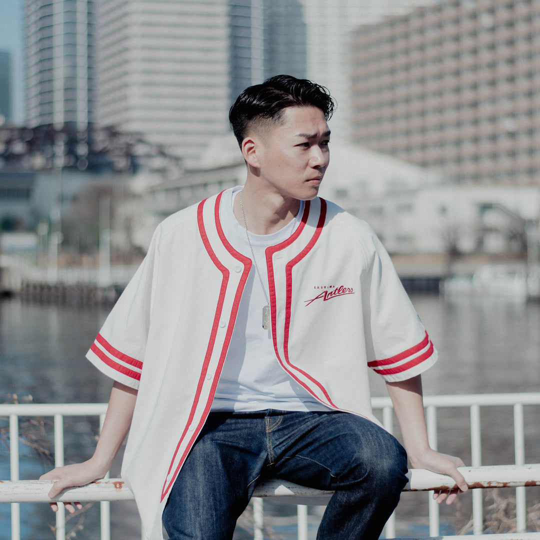 鹿島アントラーズ ベースボールシャツ クラシックレッドライン | 公式