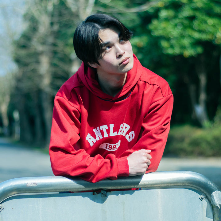 フーディー（カレッジロゴ）レッド – 鹿島アントラーズFC - 公式