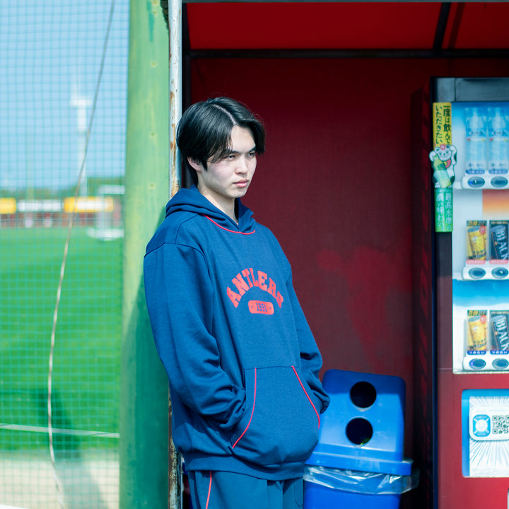 フーディー（カレッジロゴ）ネイビー – 鹿島アントラーズFC - 公式