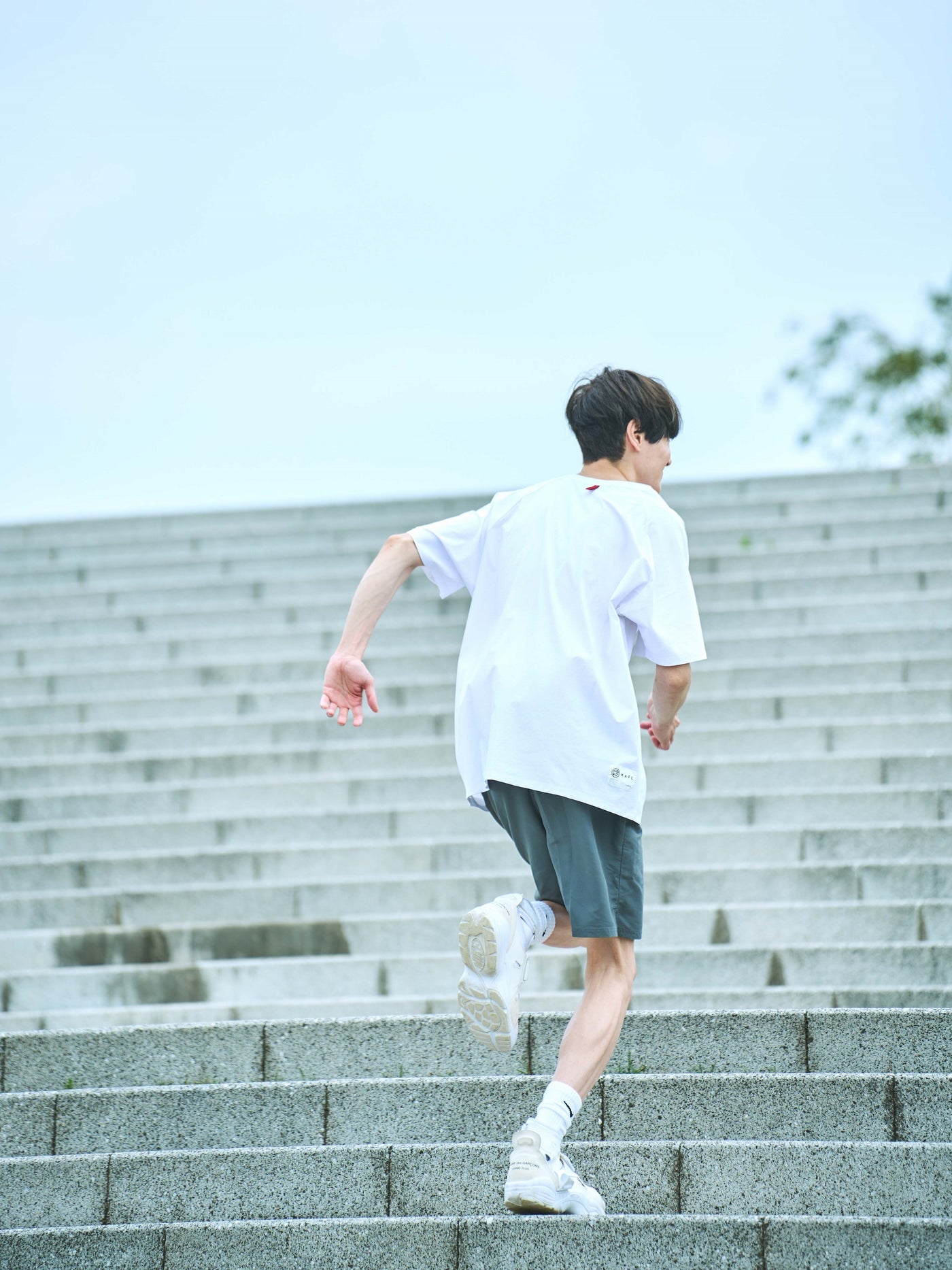 ナイロンストレッチT（WHITE）