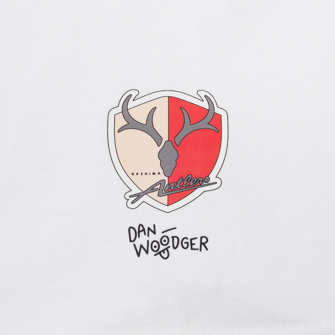 DAN-WOODGER × KASHIMA ANTLERS Tシャツ（全2色）
