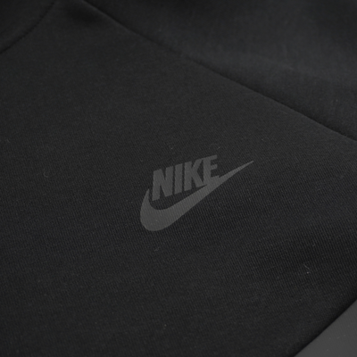 NIKE テックフリースWRフルジップL/Sフーディ（ブラック）