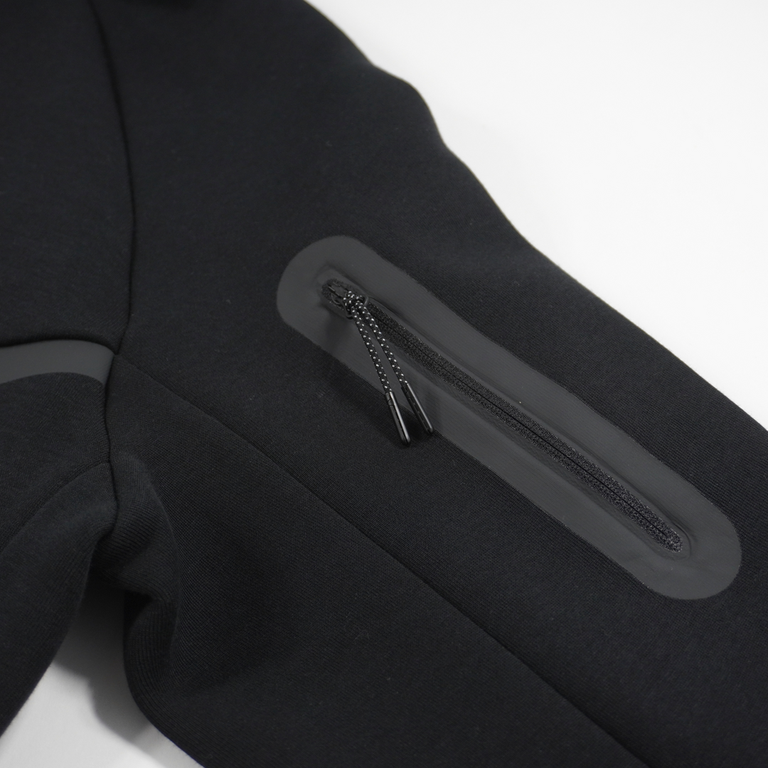 NIKE テックフリースWRフルジップL/Sフーディ（ブラック） – 鹿島