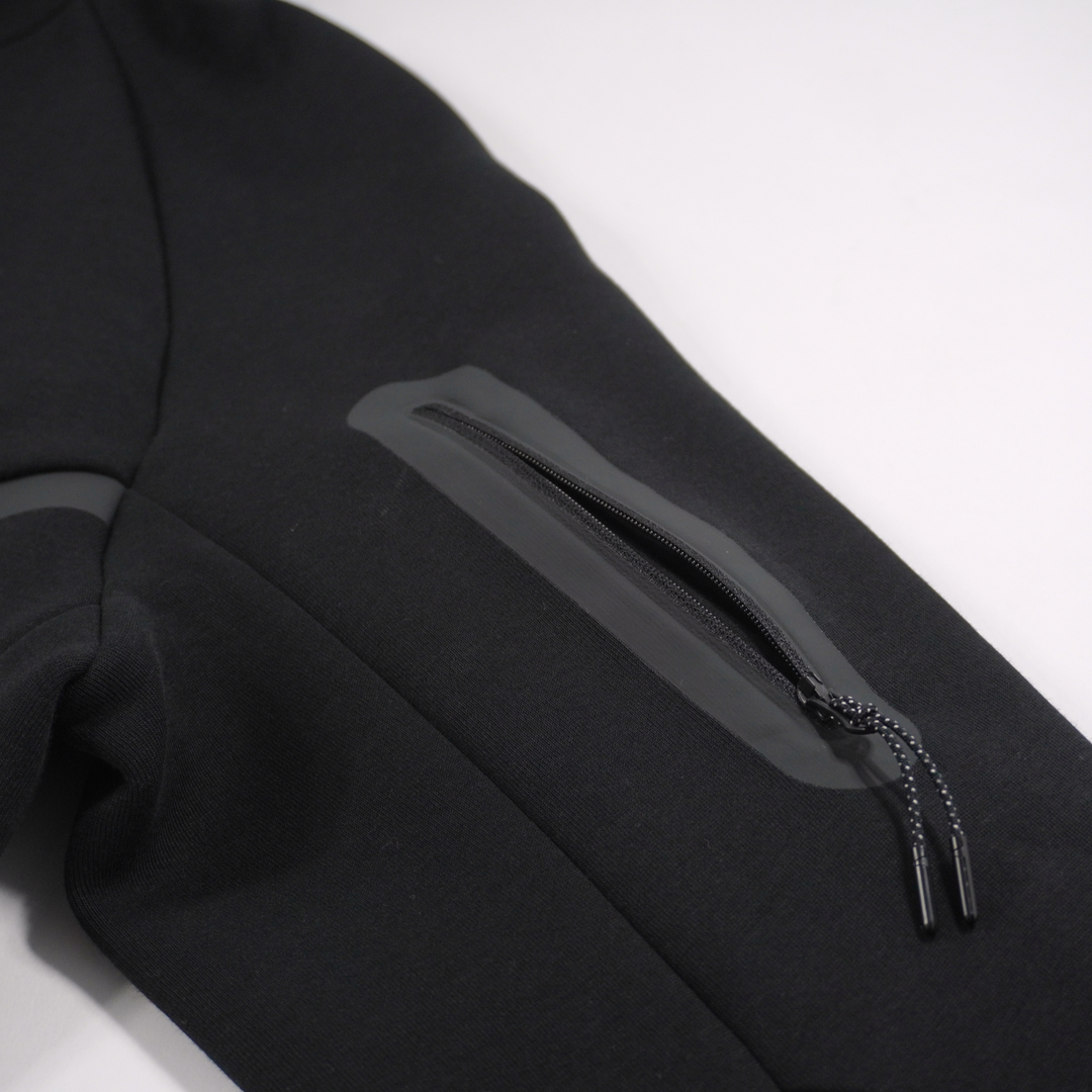 NIKE テックフリースWRフルジップL/Sフーディ（ブラック） – 鹿島