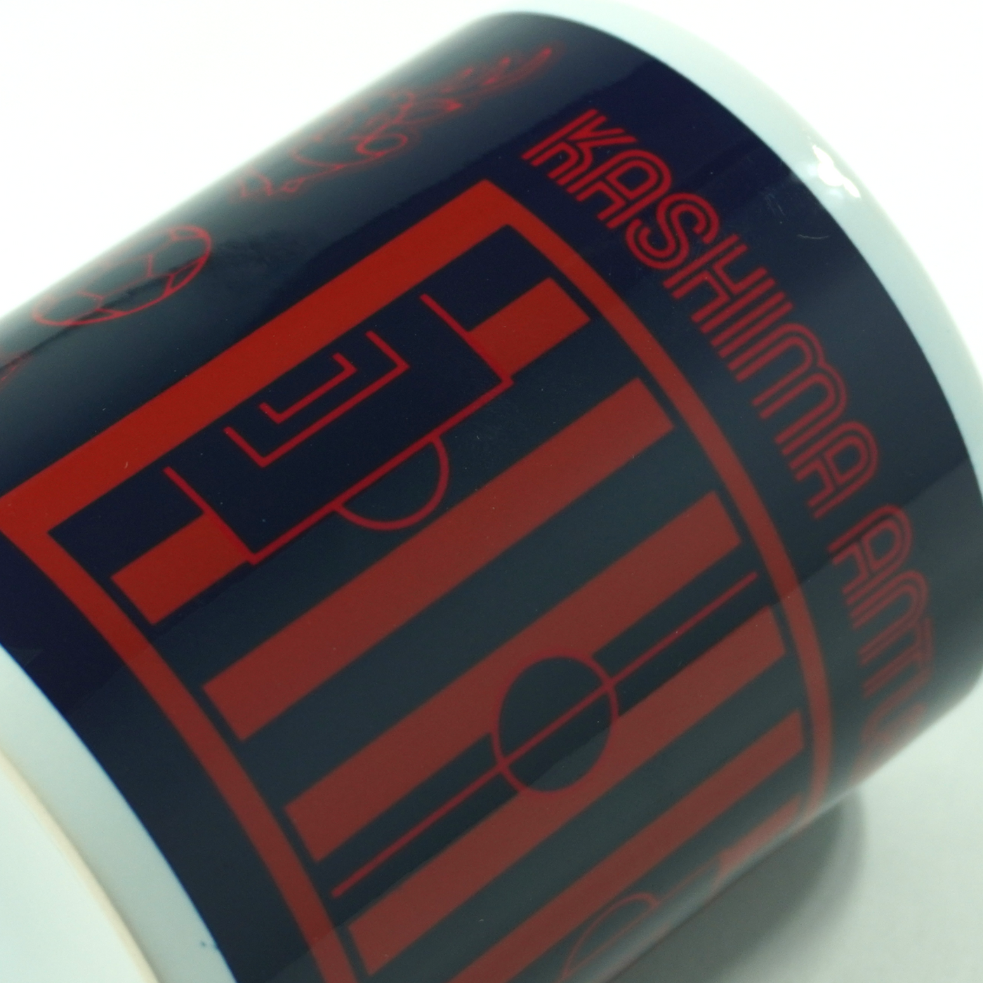 ON THE PITCH マグカップ（全2色）