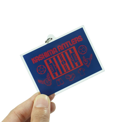 ON THE PITCH アクリルキーホルダー（全2色）