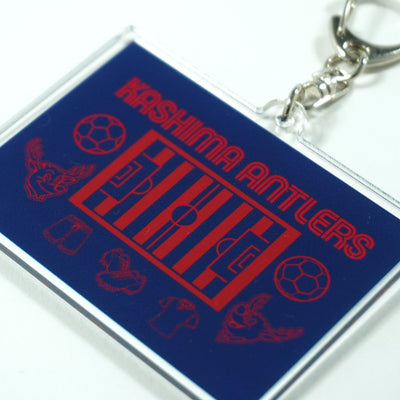 ON THE PITCH アクリルキーホルダー（全2色）