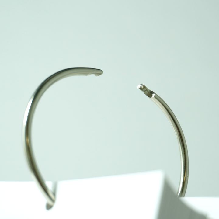 鹿島アントラーズ 金属製4連チアホーン ケース付 1セット （その1