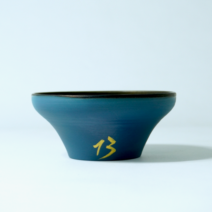 やちむんお碗「13」 / 本田星陶所【受注】 – 鹿島アントラーズFC