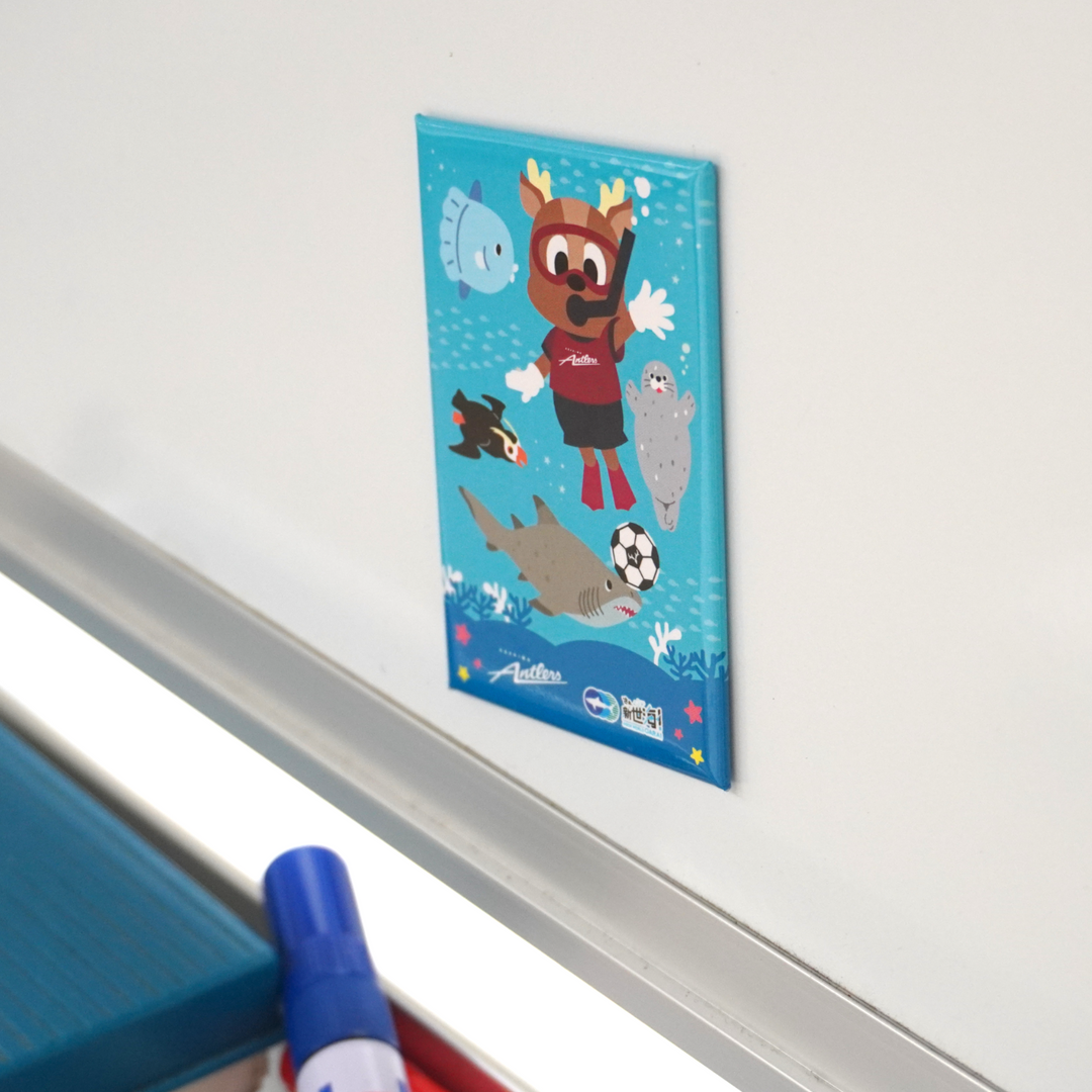 アクアワールド大洗×鹿島アントラーズ 角マグネット – 鹿島