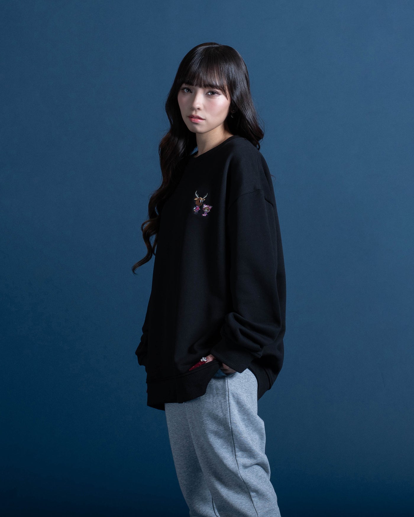 tokidoki × Antlers ワンポイント刺繍スウェットクルーネック（全2色）