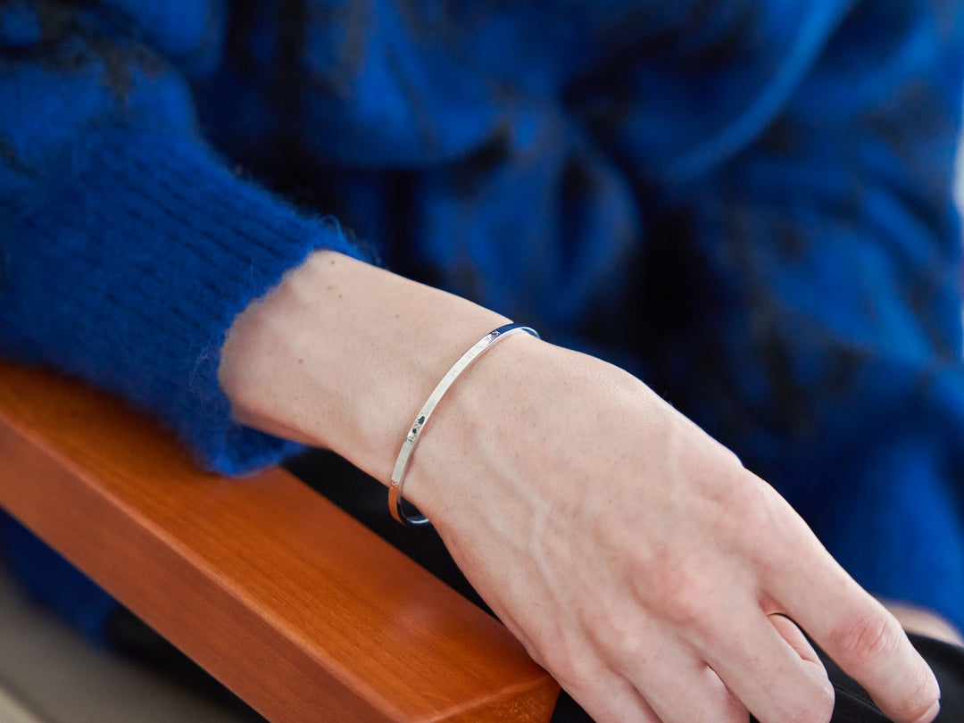 Kashima Antlers × 4℃ バングル（シルバー）　ブレスレット Kashima Antlers × 4℃ バングル（シルバー） – 鹿島アントラーズFC